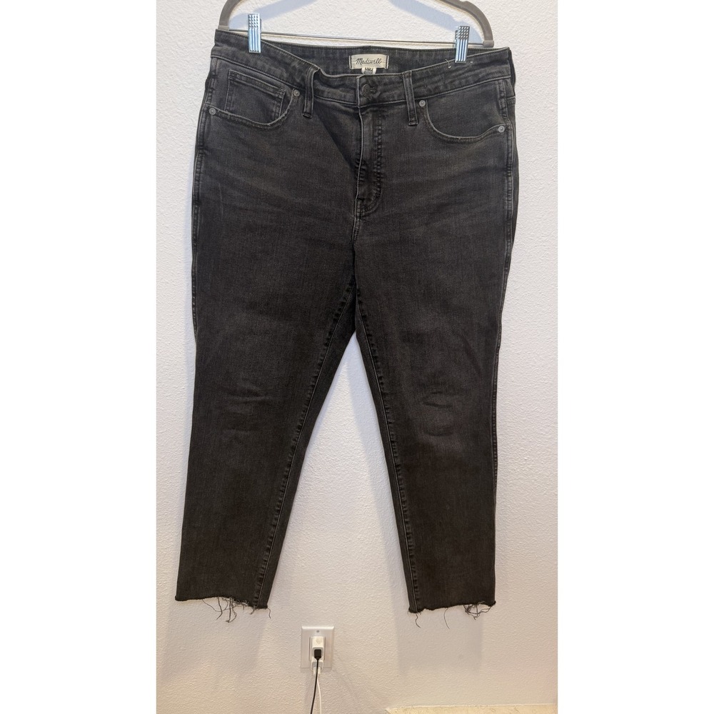 Madewell Jeans Womens 31x28.5 Gray Curvy Mid-Rise Stovepipe Raw Hem Stretch Crop